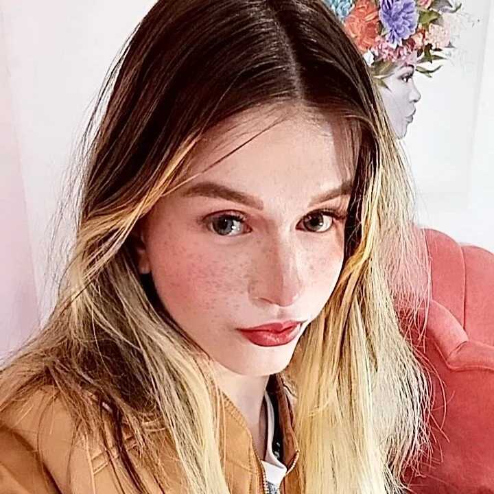 arielmishel — FansOnlyX creator profile