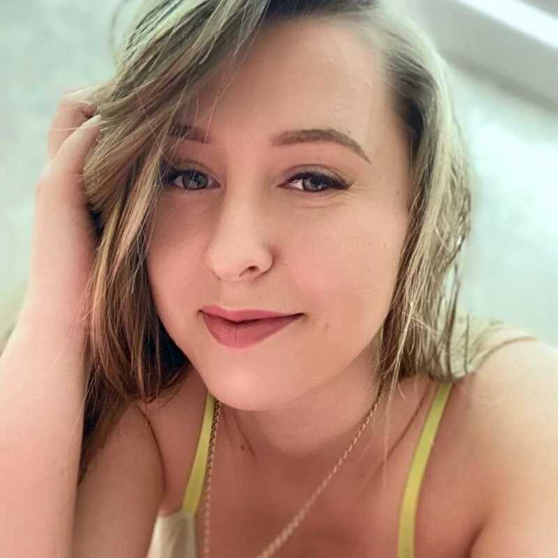 ISSexy — FansOnlyX creator profile