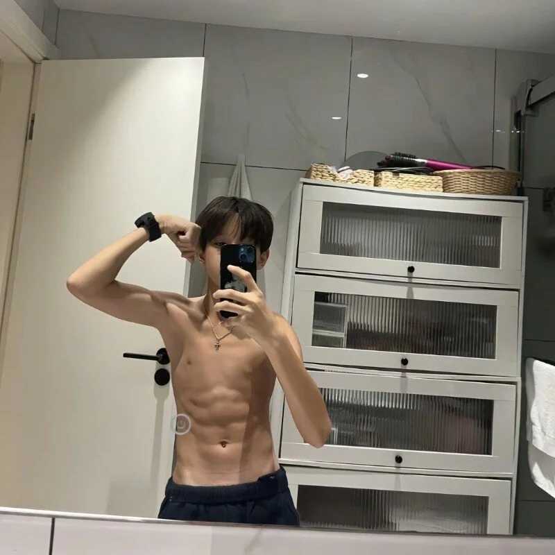 xiaoalden — FansOnlyX creator profile