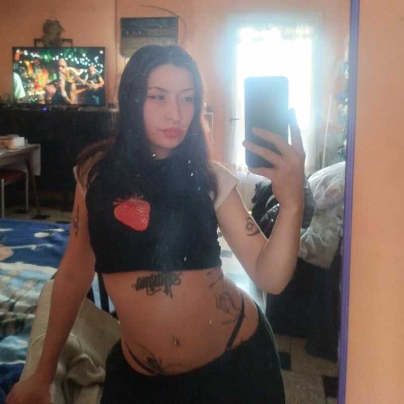 leila_van — FansOnlyX creator profile