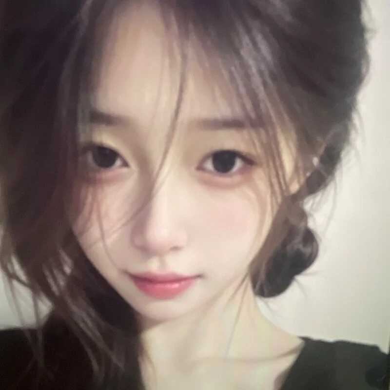 chenli-2026 — FansOnlyX creator profile
