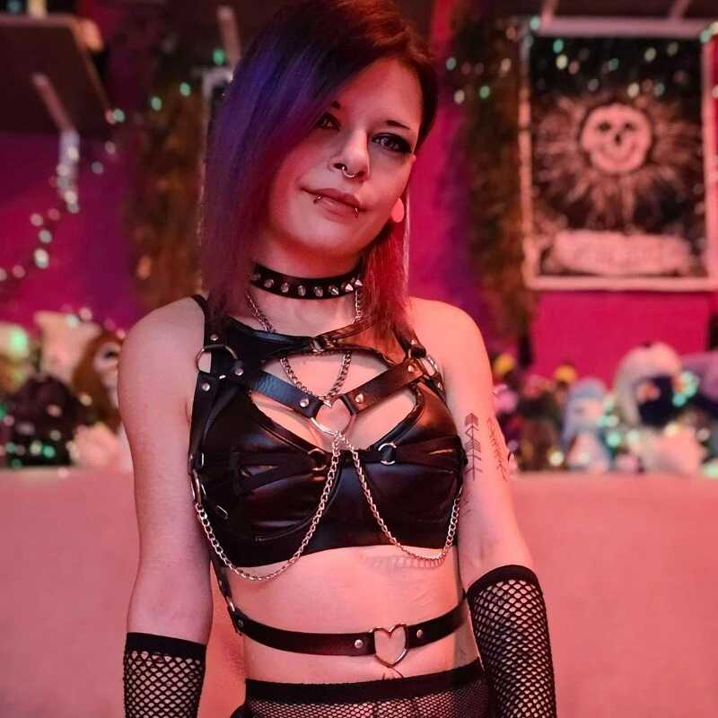 ViGothFox — FansOnlyX creator profile