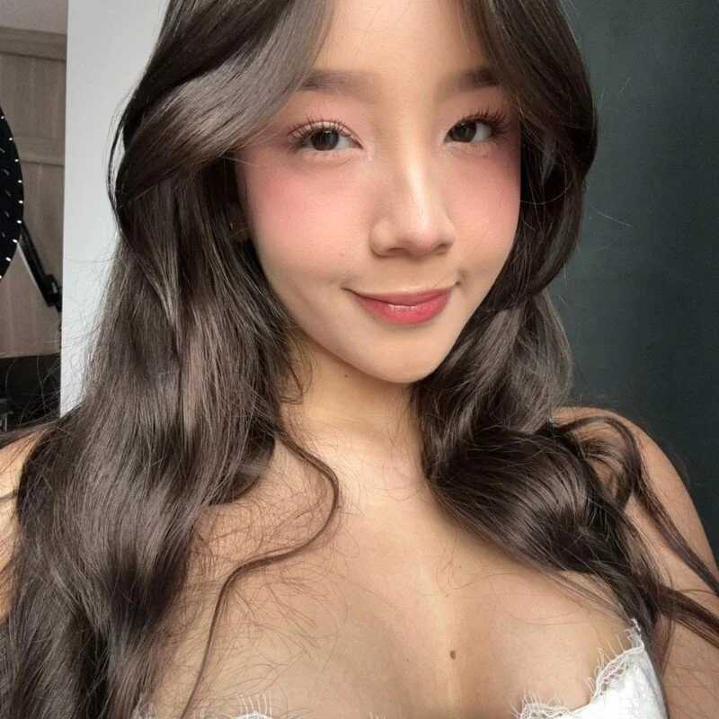 sophi_lii — FansOnlyX creator profile