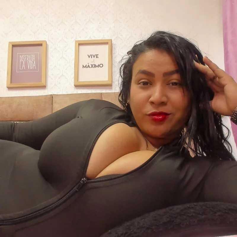 _pamela_ebonny — FansOnlyX creator profile