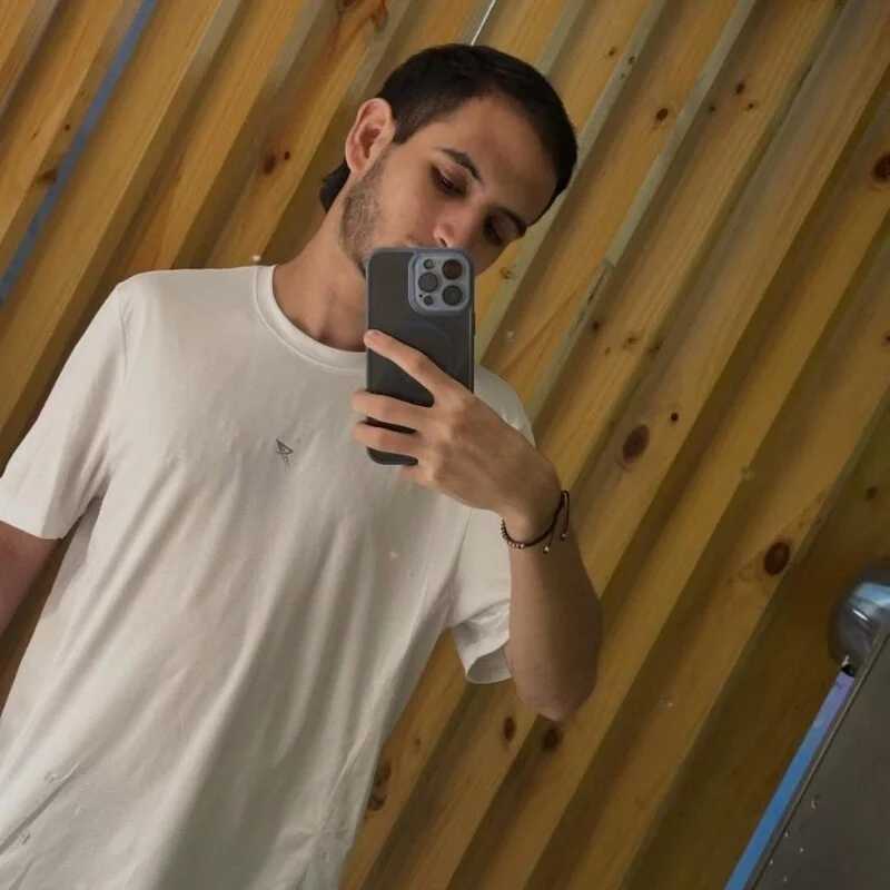 CharliZ23 — FansOnlyX creator profile