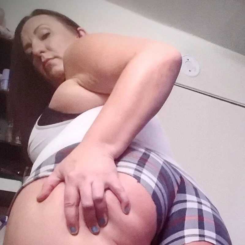 BacksideBrunette — FansOnlyX creator profile