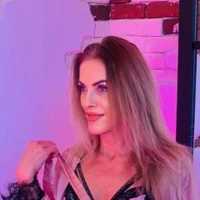 NaomiAmora — FansOnlyX creator profile