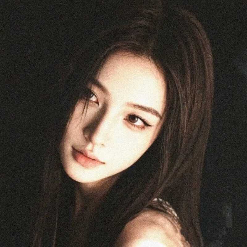 Elleeeee — FansOnlyX creator profile
