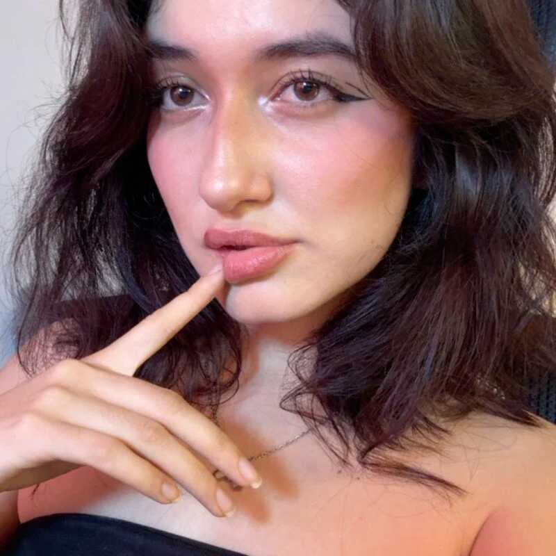 AleblancXOXO — FansOnlyX creator profile