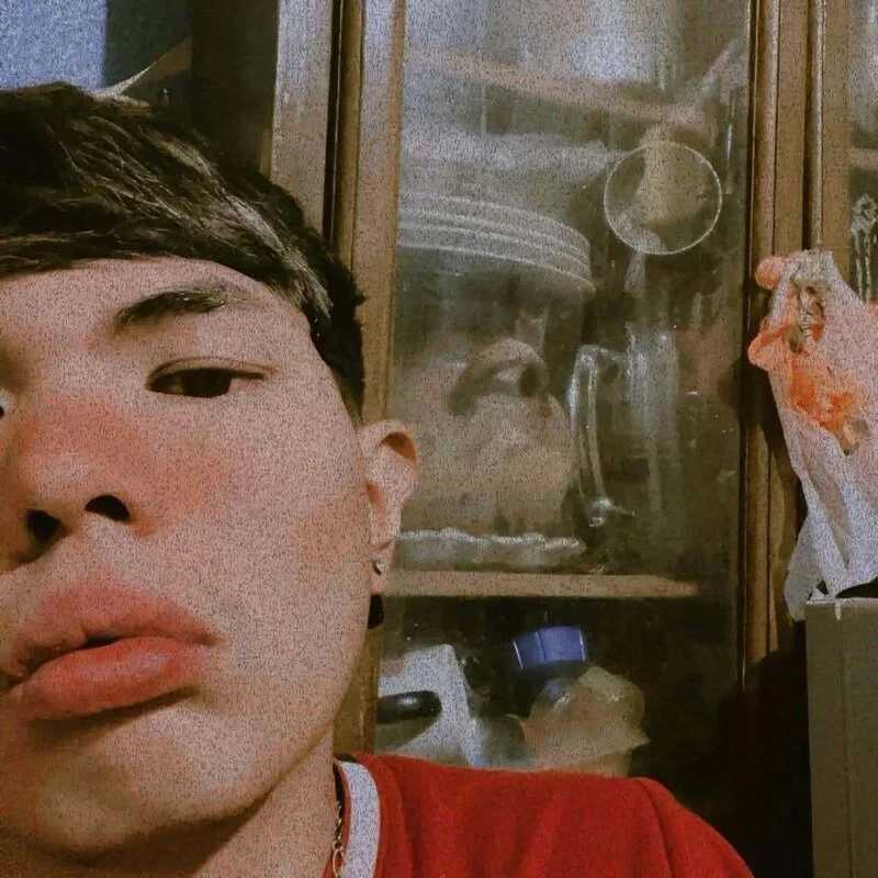 Reneboii — FansOnlyX creator profile