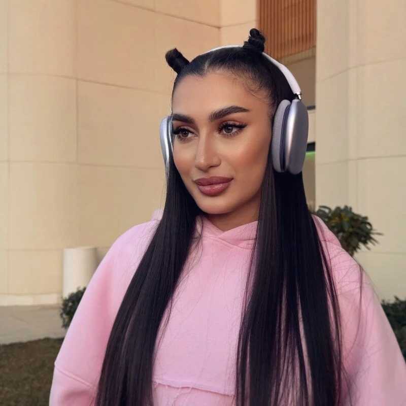 MyNaomi — FansOnlyX creator profile
