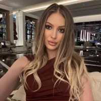 AlishaWey — FansOnlyX creator profile