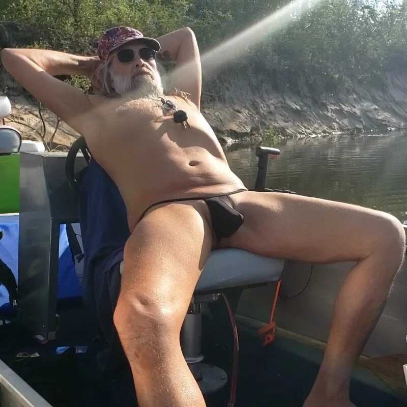 Nudeshowoff61 — FansOnlyX creator profile