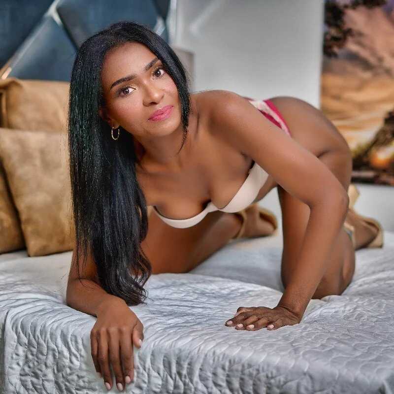 Genesis_Sandoval — FansOnlyX creator profile