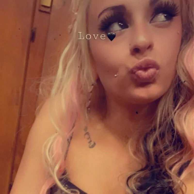 watermellonpussy — FansOnlyX creator profile