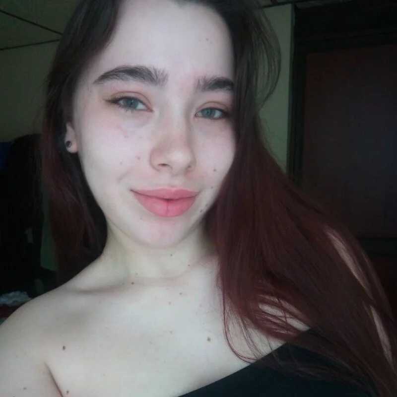 Ani_000 — FansOnlyX creator profile