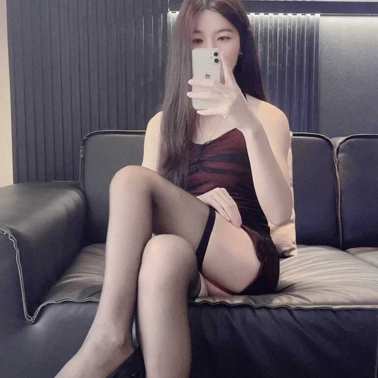 Yueyue-MM — FansOnlyX creator profile