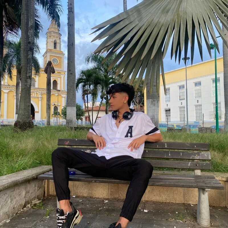 Latin_boys79 — FansOnlyX creator profile