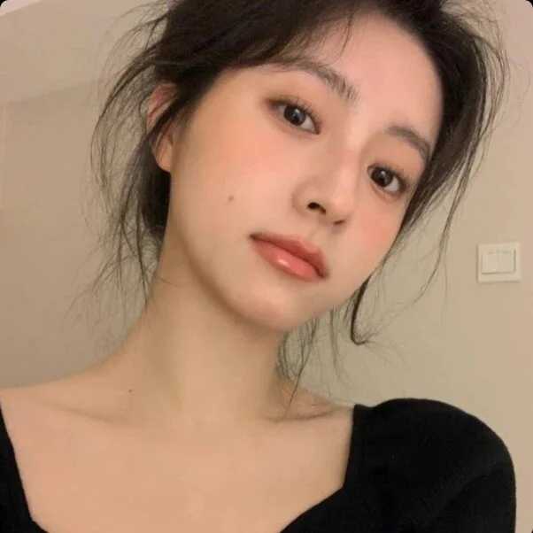 LINA-LILI — FansOnlyX creator profile