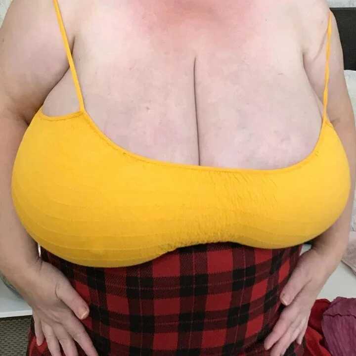 Nataliesbestjuggs — FansOnlyX creator profile