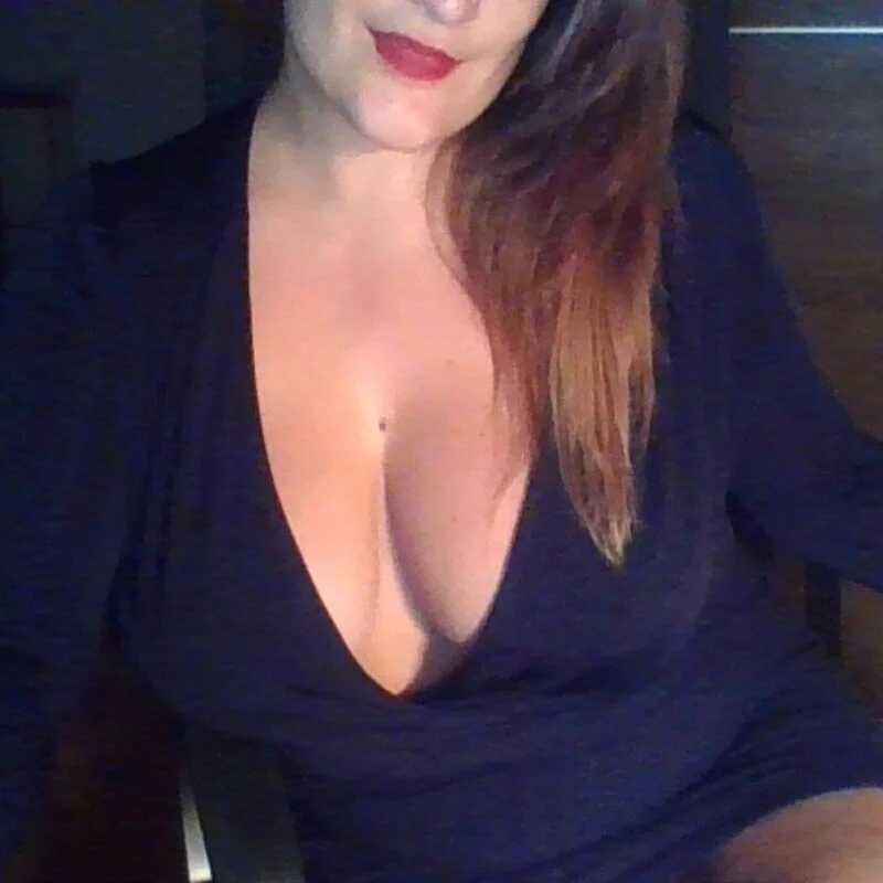 Emma_Sexy_Tits — FansOnlyX creator profile