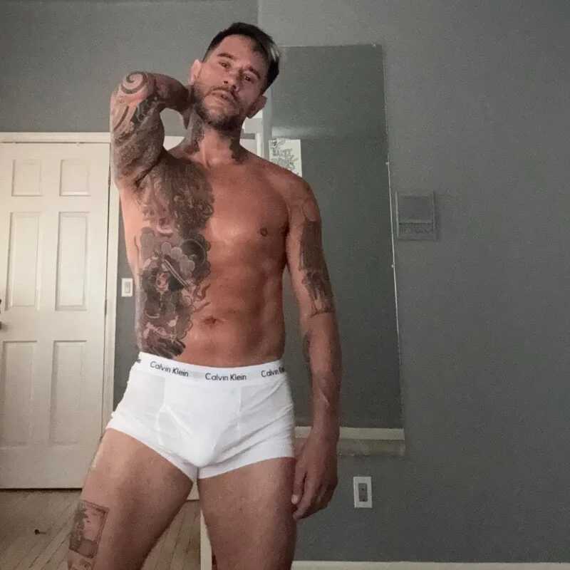 SexyFitDaddyy — FansOnlyX creator profile