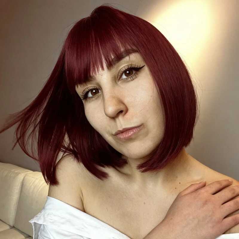 ZaraHotTeen — FansOnlyX creator profile