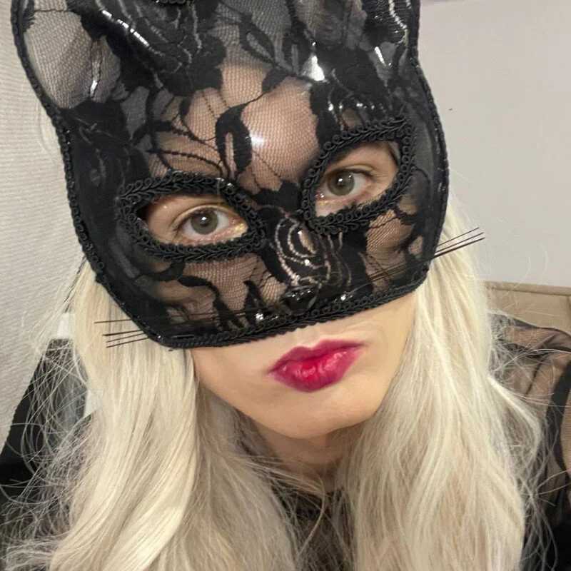 carlaa_rosson — FansOnlyX creator profile