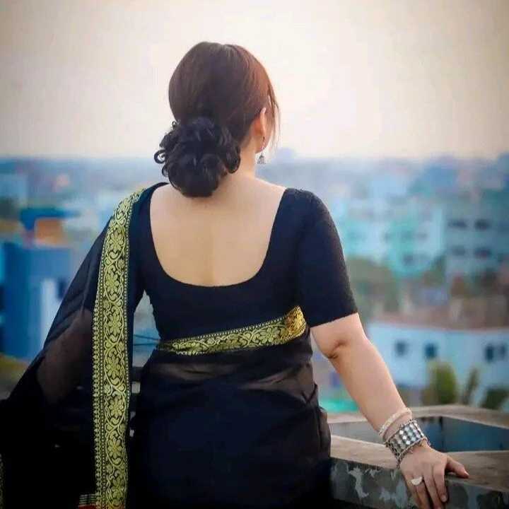 V-Queen-Pakhi — FansOnlyX creator profile