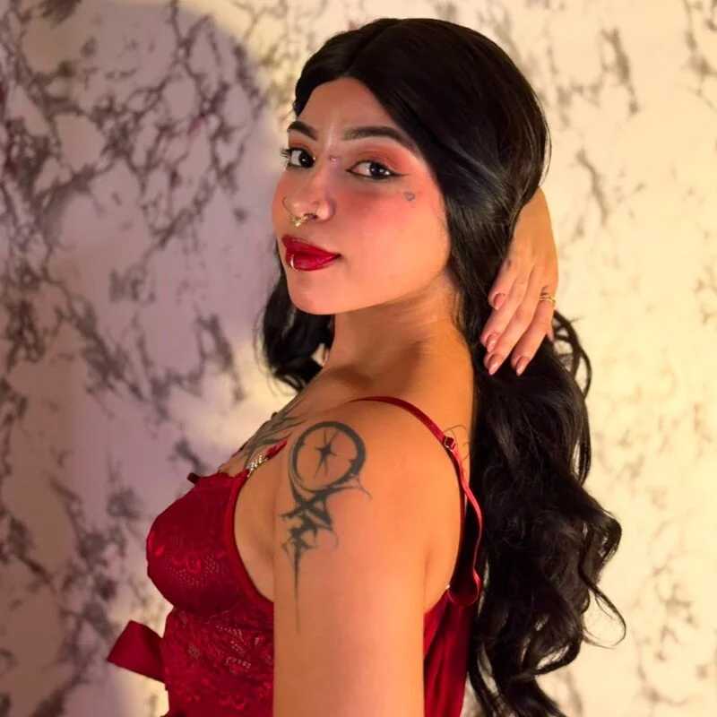 Mara_Hill — FansOnlyX creator profile