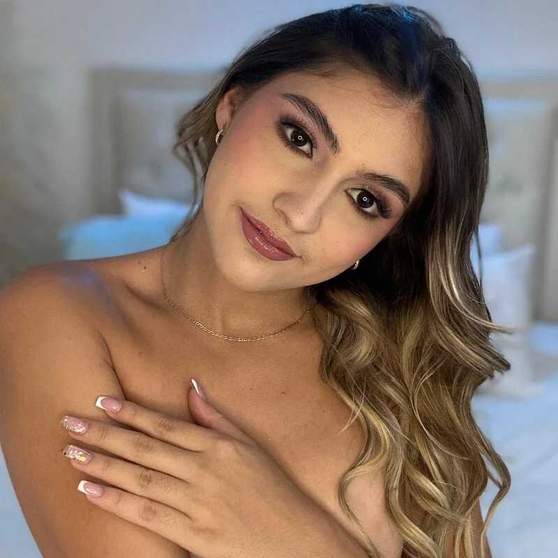sofia_henaok — FansOnlyX creator profile