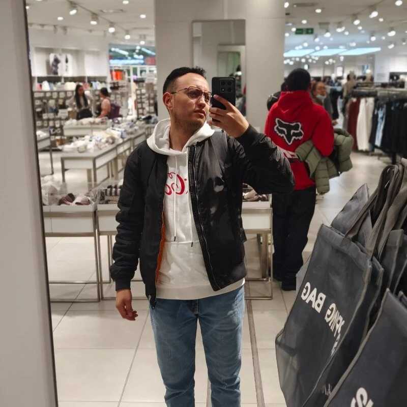 RaizorGTR — FansOnlyX creator profile
