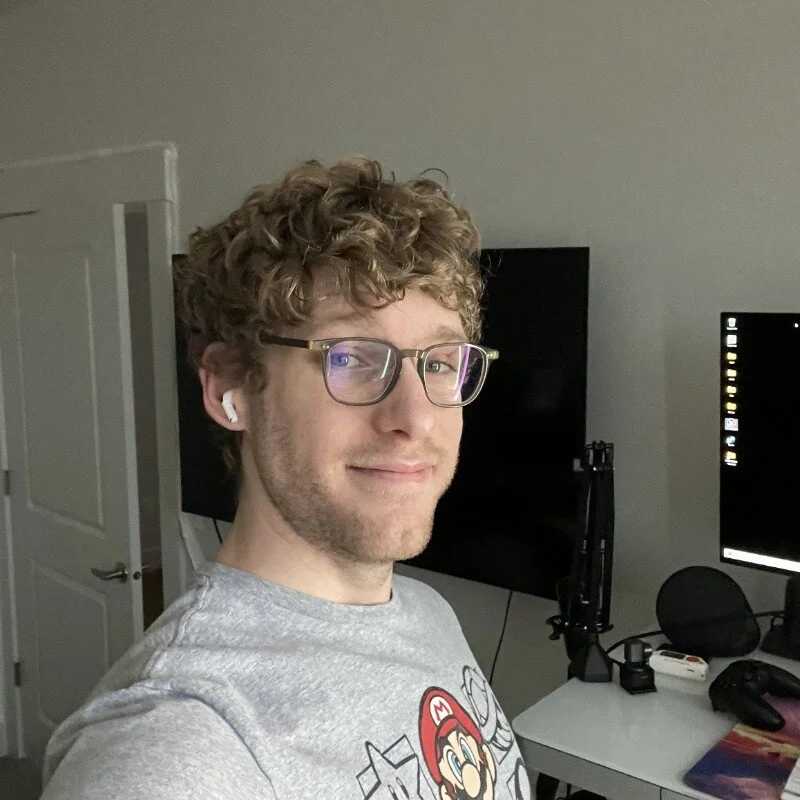 BlueEyedTallGuy94 — FansOnlyX creator profile