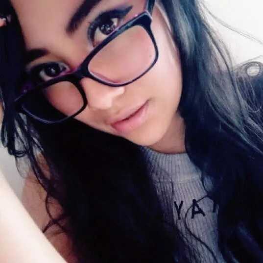 zafiro_gonzalez — FansOnlyX creator profile