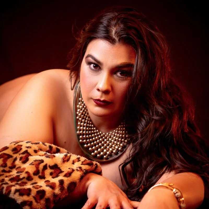 Martina_Foxy01 — FansOnlyX creator profile