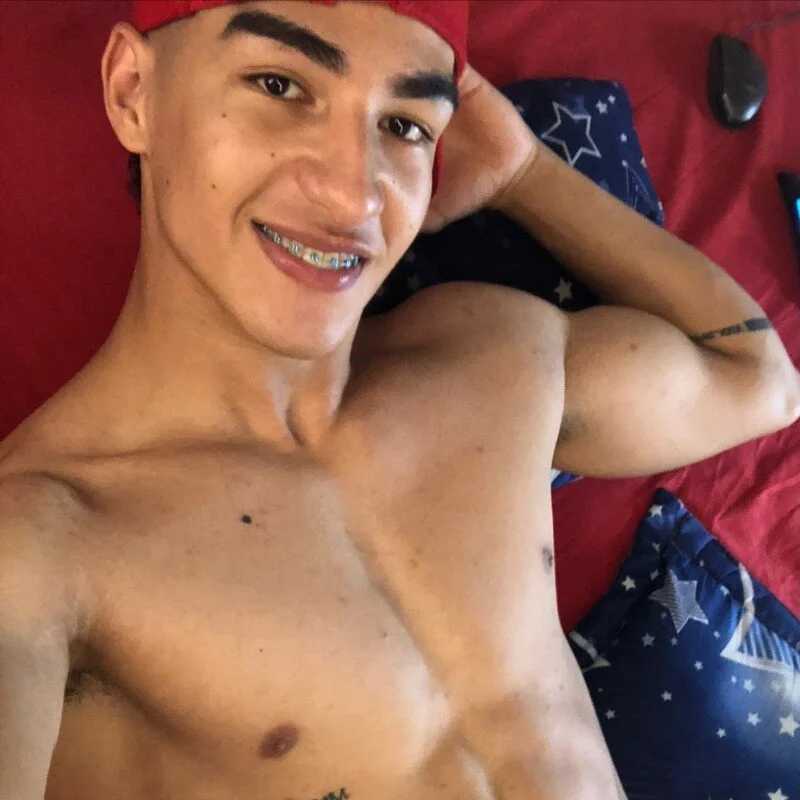 Goldendesirexx__ — FansOnlyX creator profile