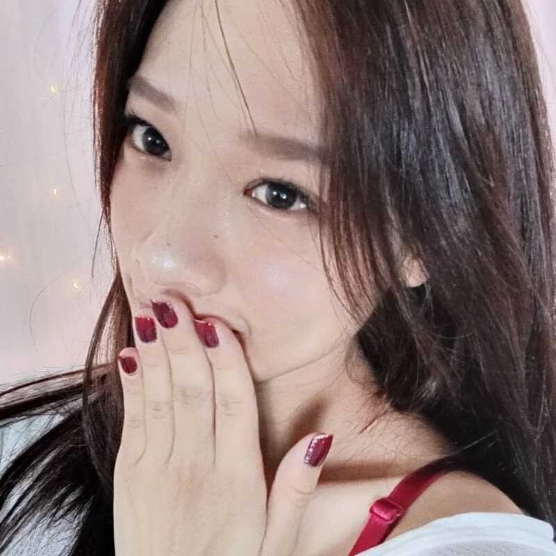 shy_pink_doll — FansOnlyX creator profile