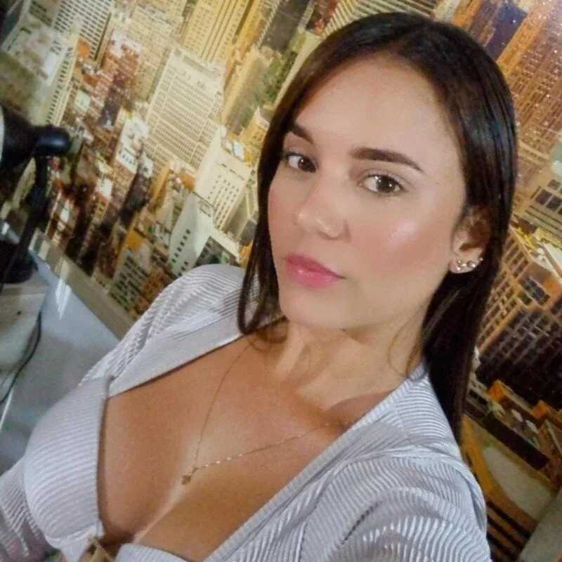 Sara_lopez_28 — FansOnlyX creator profile