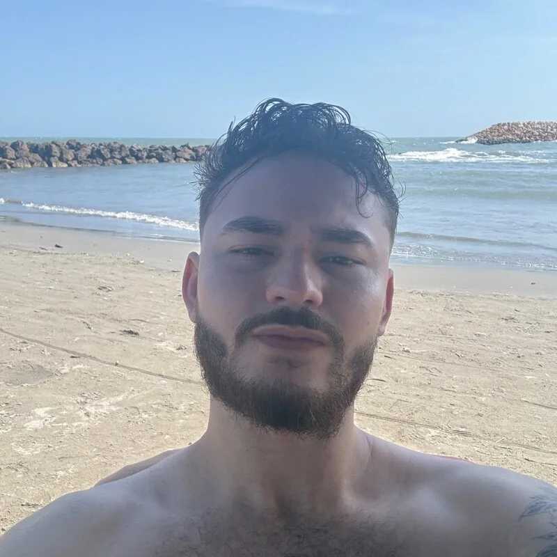 JacoLive — FansOnlyX creator profile