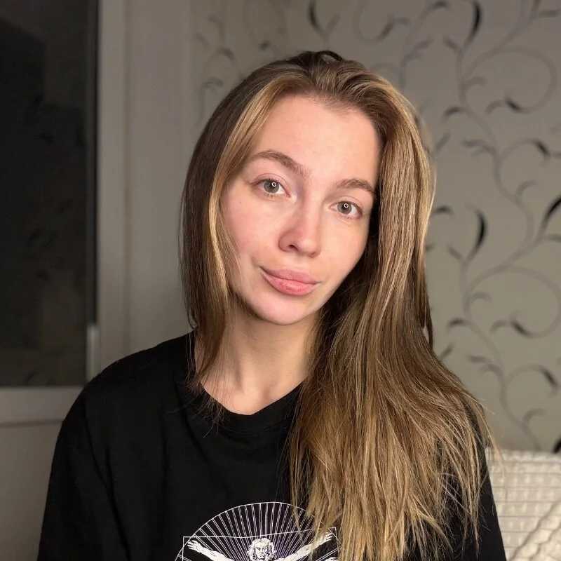 SophiaLanee — FansOnlyX creator profile