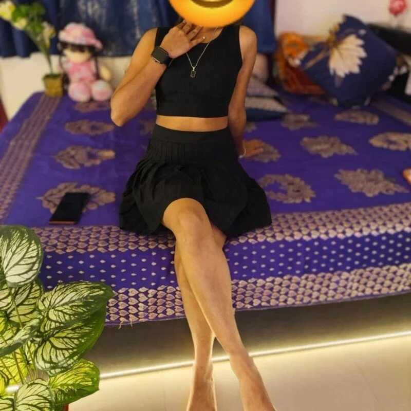 Little-ayesha — FansOnlyX creator profile