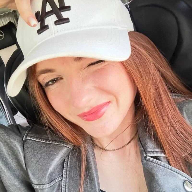 AlinaFinalgon — FansOnlyX creator profile