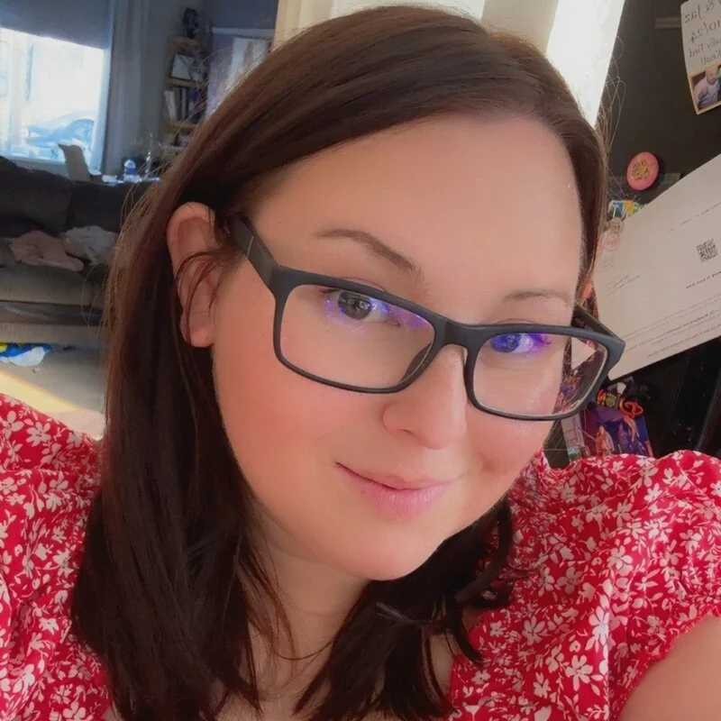 Curvy-Clare-30 — FansOnlyX creator profile