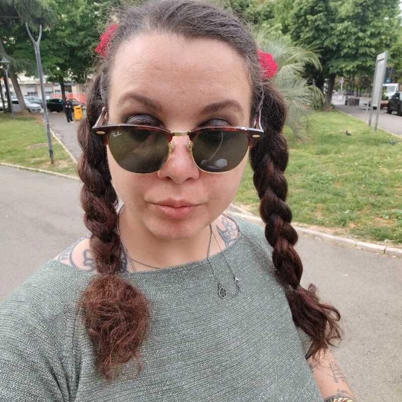 AliceBehind — FansOnlyX creator profile