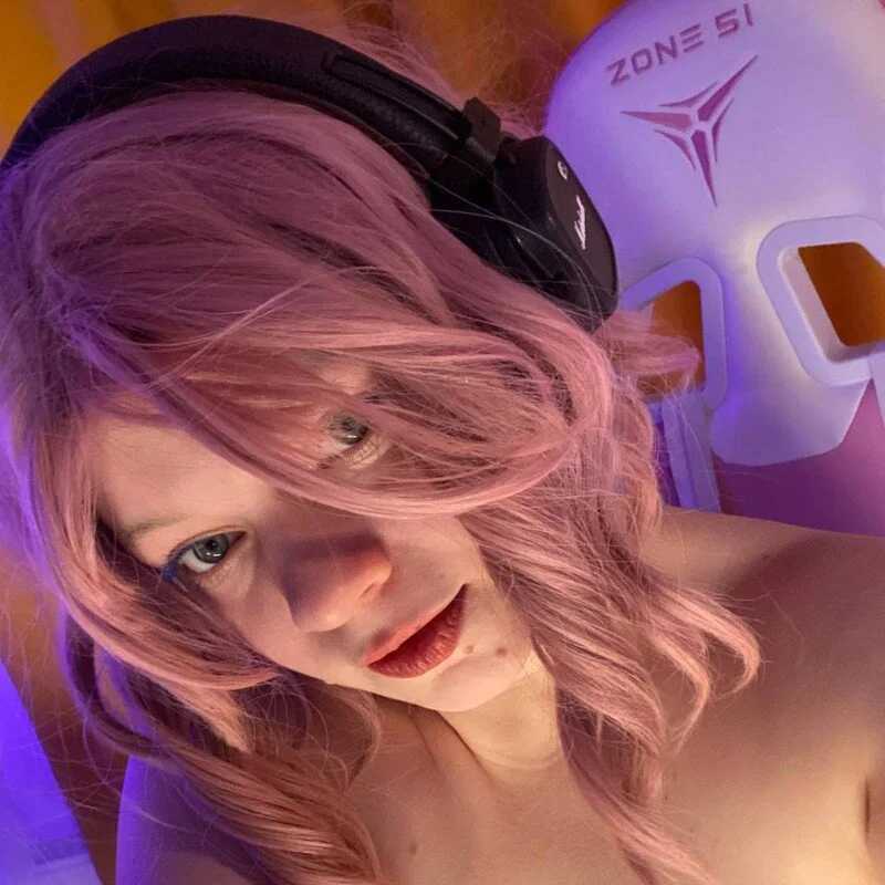 SueNiceeeee — FansOnlyX creator profile