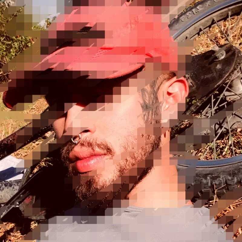 ravenblood_camboy — FansOnlyX creator profile