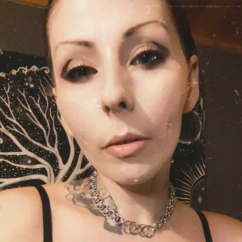 TeenyDoll — FansOnlyX creator profile