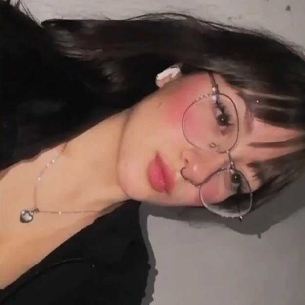 ellie_hh — FansOnlyX creator profile