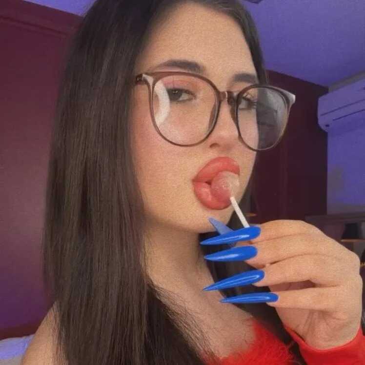 Mayzzie — FansOnlyX creator profile