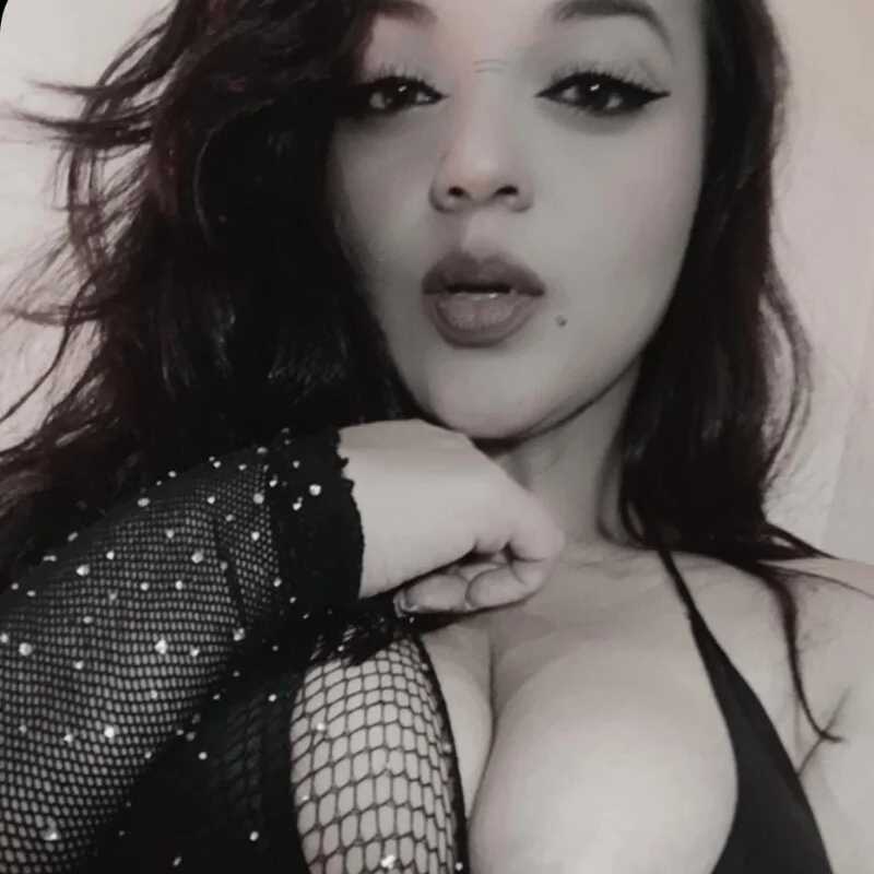 Zaira_luxx — FansOnlyX creator profile